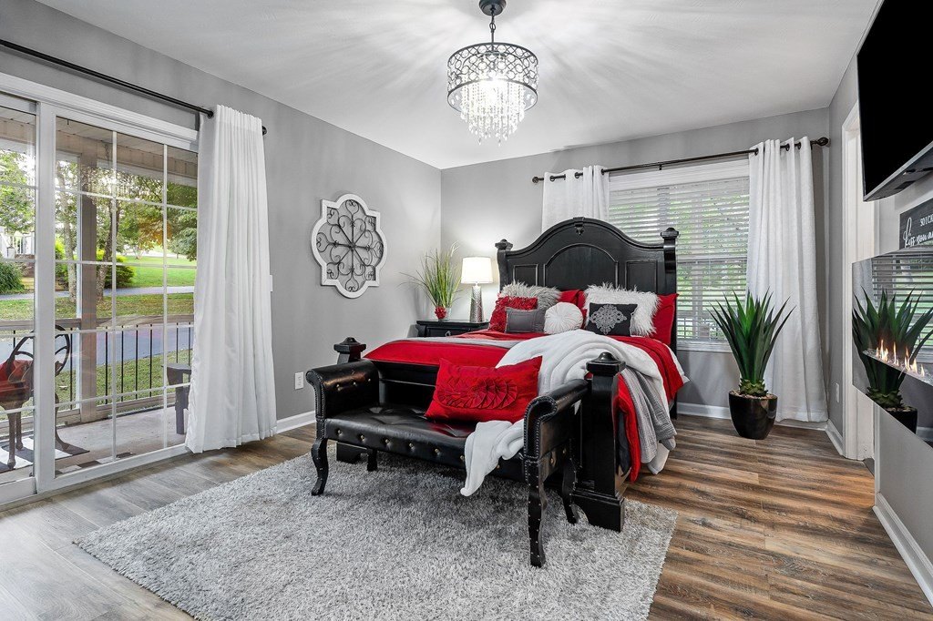 Byrdstown, Tennessee, 38549, United States, 4 Bedrooms Bedrooms, ,3.5 BathroomsBathrooms,Residential,Forsale,1953801