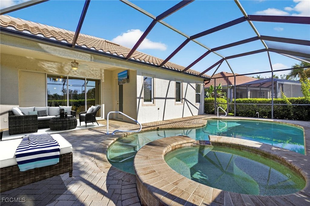 Fort Myers, Florida, 33913, United States, 3 Bedrooms Bedrooms, ,2 BathroomsBathrooms,Residential,Forsale,1971918