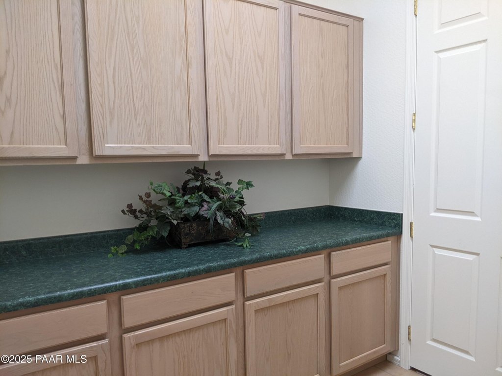 Prescott Valley, Arizona, 86314, United States, 3 Bedrooms Bedrooms, ,2 BathroomsBathrooms,Residential,Forsale,1968223