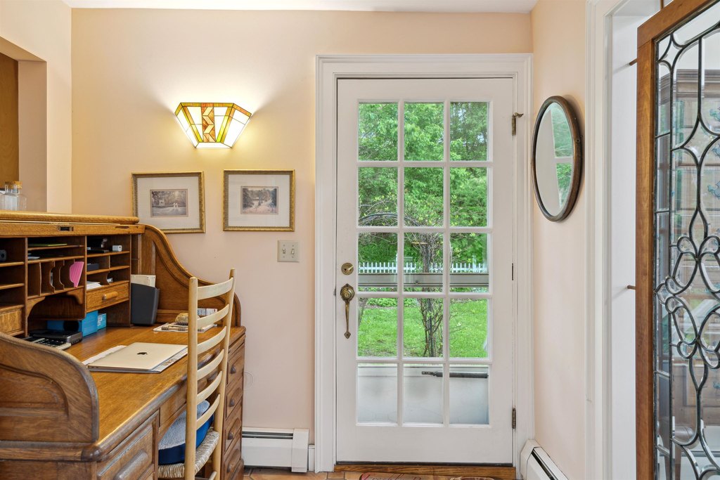 Woodstock, Vermont, 05091, United States, 4 Bedrooms Bedrooms, ,3 BathroomsBathrooms,Residential,Forsale,2004850