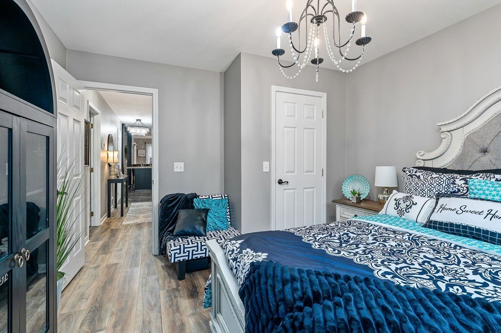 Byrdstown, Tennessee, 38549, United States, 4 Bedrooms Bedrooms, ,3.5 BathroomsBathrooms,Residential,Forsale,1953801