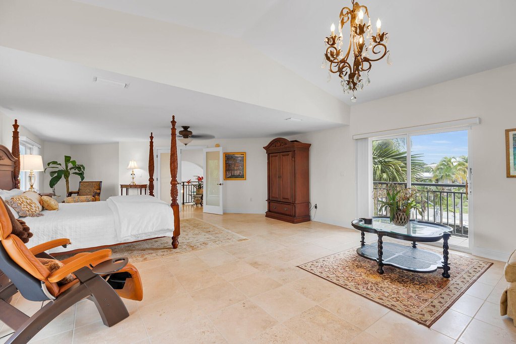 Key Largo, Florida, 33037, United States, 4 Bedrooms Bedrooms, ,3 BathroomsBathrooms,Residential,Forsale,1944354