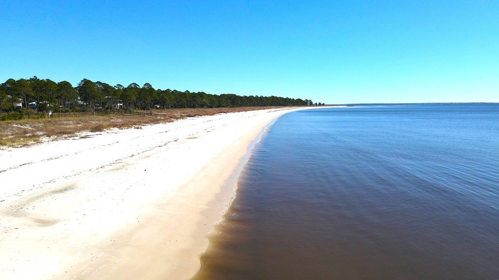 Carrabelle, Florida, 32322, United States, 2 Bedrooms Bedrooms, ,2 BathroomsBathrooms,Residential,Forsale,1968318