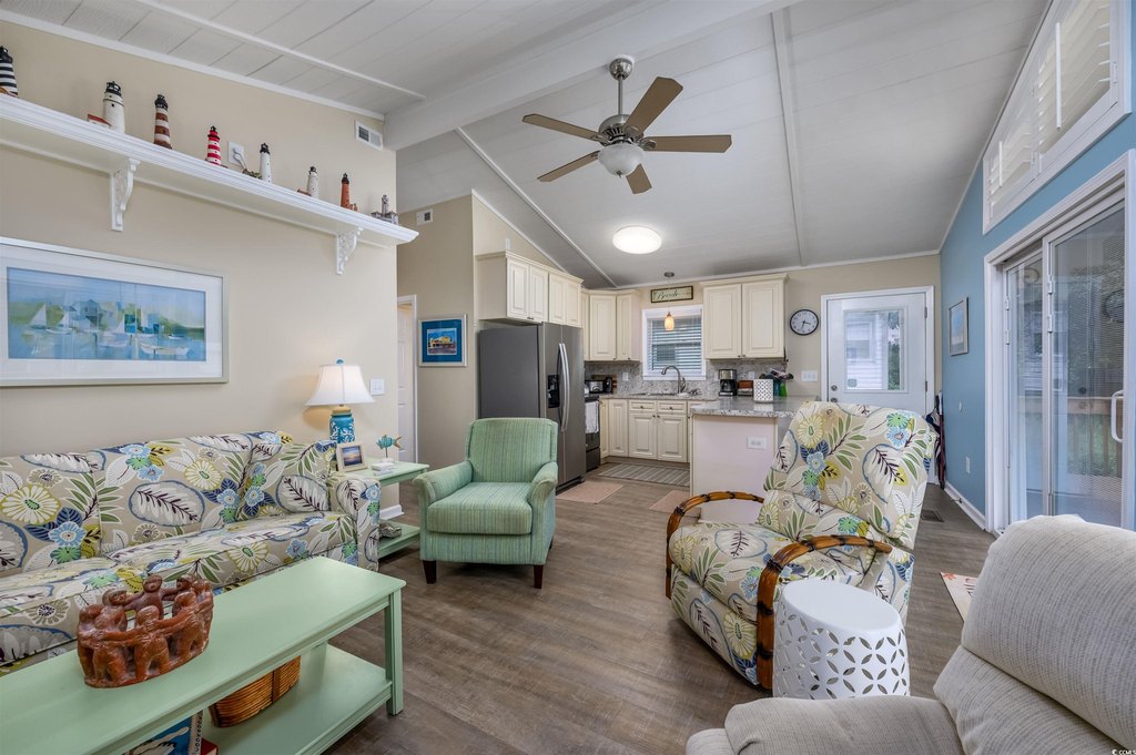 North Myrtle Beach, South Carolina, 29582, United States, 2 Bedrooms Bedrooms, ,2 BathroomsBathrooms,Residential,Forsale,1946102