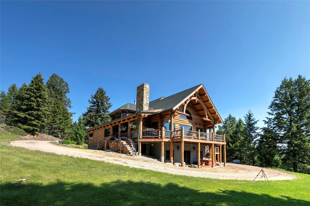 Philipsburg, Montana, 59858, United States, 3 Bedrooms Bedrooms, ,3.5 BathroomsBathrooms,Residential,Forsale,1986967