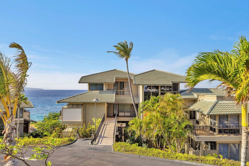 Lahaina, Hawaii, 96761, United States, 1 Bedroom Bedrooms, ,1.5 BathroomsBathrooms,Residential,Forsale,1990123