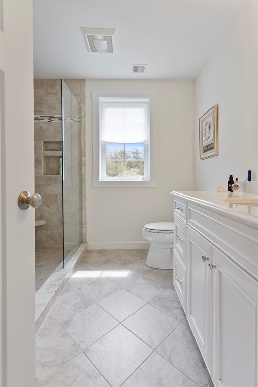 North Hampton, New Hampshire, 03862, United States, 3 Bedrooms Bedrooms, ,2.5 BathroomsBathrooms,Residential,Forsale,1952899