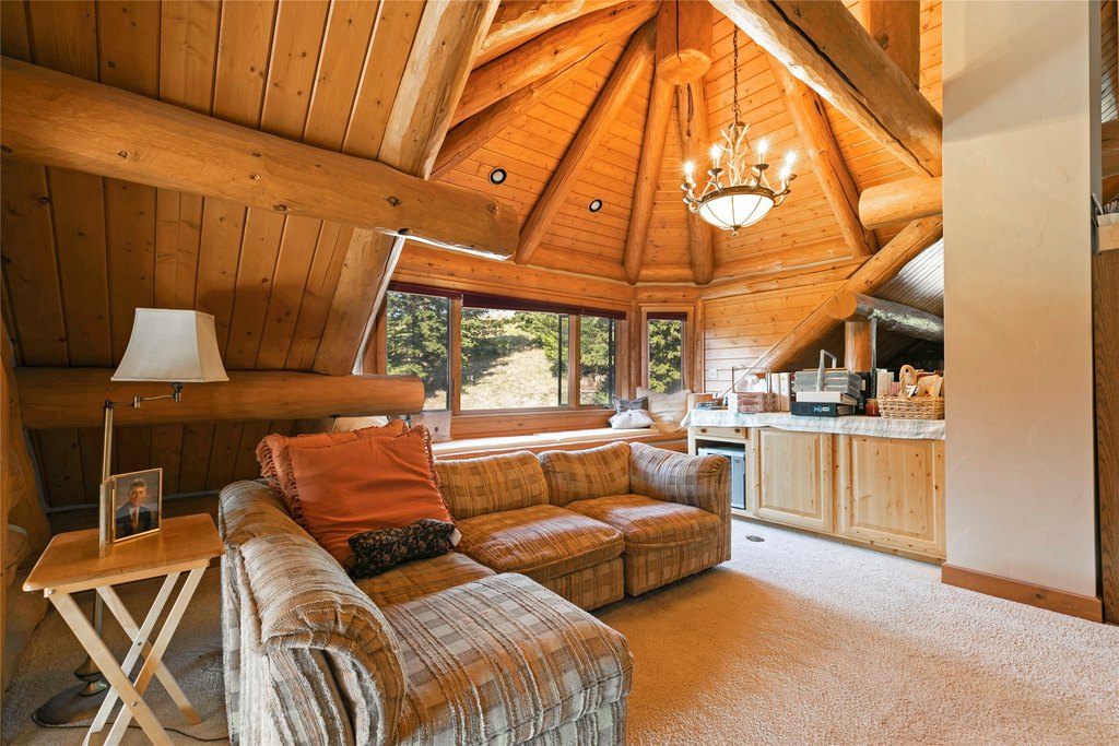 Philipsburg, Montana, 59858, United States, 3 Bedrooms Bedrooms, ,3.5 BathroomsBathrooms,Residential,Forsale,1986967