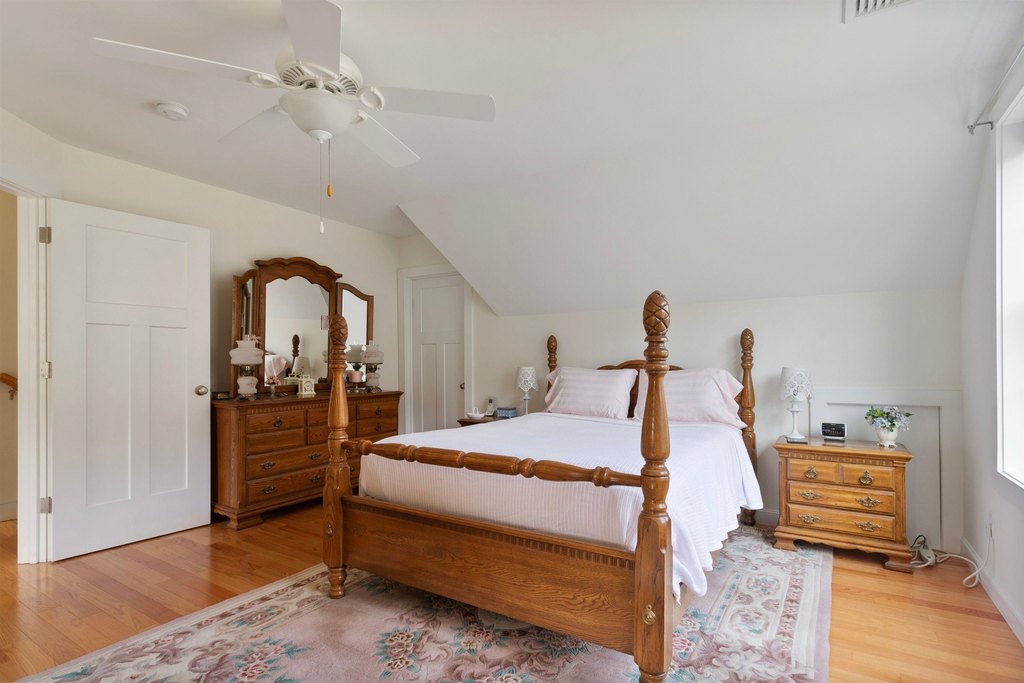 North Hampton, New Hampshire, 03862, United States, 3 Bedrooms Bedrooms, ,2.5 BathroomsBathrooms,Residential,Forsale,1952899
