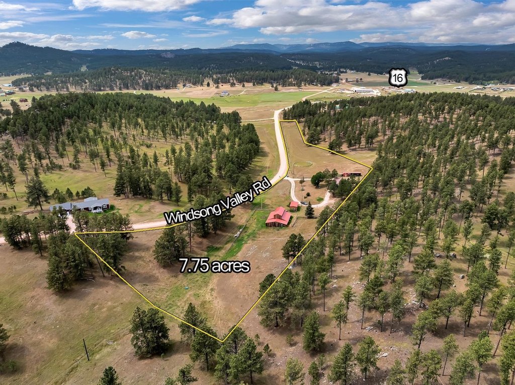 Custer, South Dakota, 57730, United States, 3 Bedrooms Bedrooms, ,2 BathroomsBathrooms,Residential,Forsale,1946253
