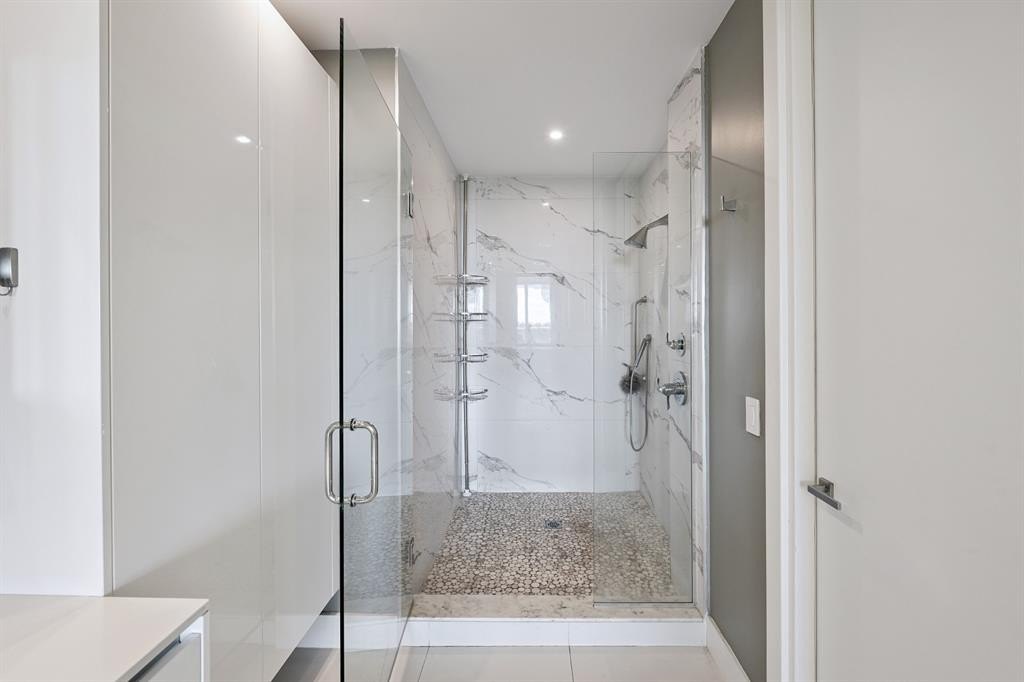 Fort Lauderdale, Florida, 33304, United States, 3 Bedrooms Bedrooms, ,3.5 BathroomsBathrooms,Residential,Forsale,1951902