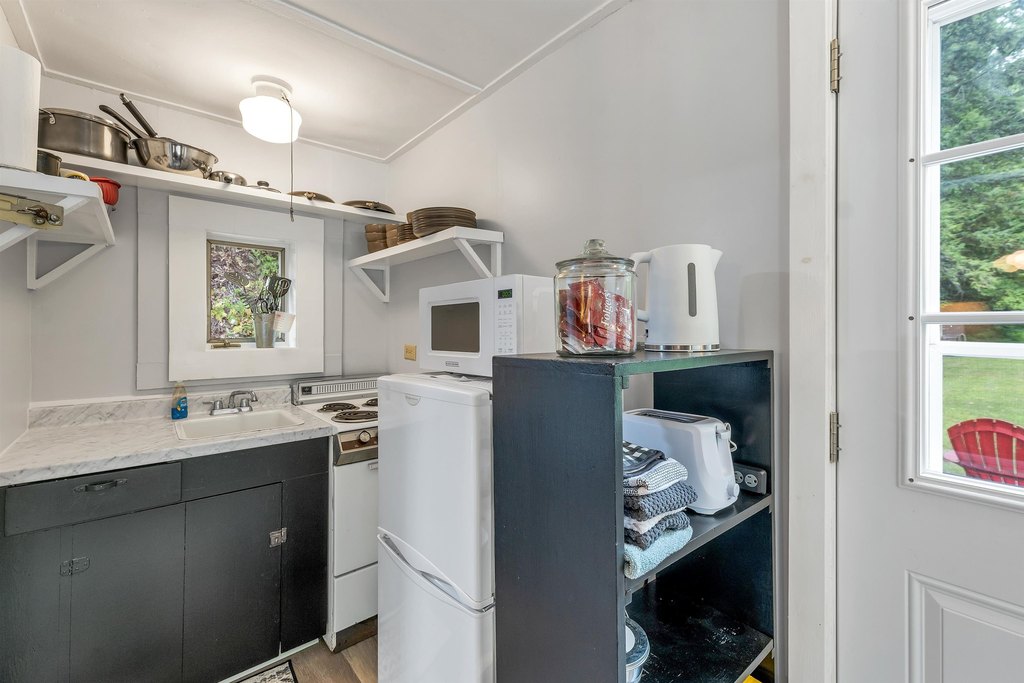 Thornton, New Hampshire, 03285, United States, 3 Bedrooms Bedrooms, ,2.5 BathroomsBathrooms,Residential,Forsale,1952885