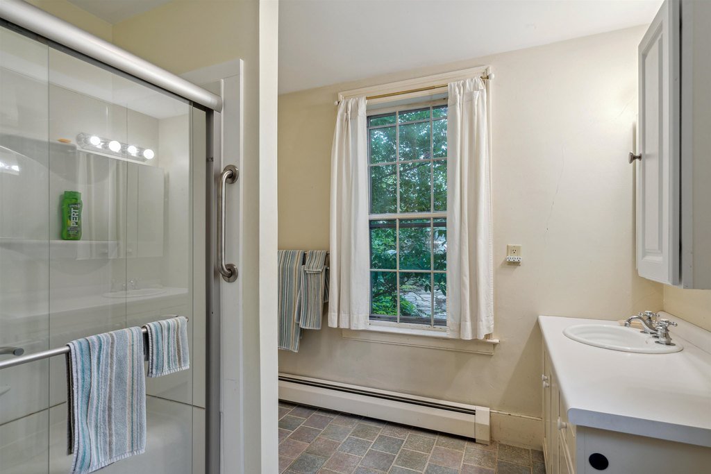 Woodstock, Vermont, 05091, United States, 4 Bedrooms Bedrooms, ,3 BathroomsBathrooms,Residential,Forsale,2004850