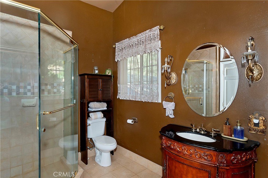 Crestline, California, 92325, United States, 5 Bedrooms Bedrooms, ,4.5 BathroomsBathrooms,Residential,Forsale,1934029