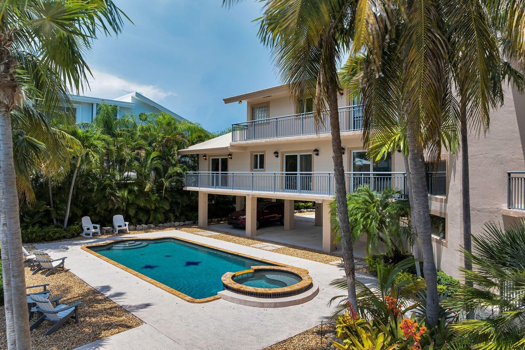 Key Largo, Florida, 33037, United States, 4 Bedrooms Bedrooms, ,3 BathroomsBathrooms,Residential,Forsale,1944354