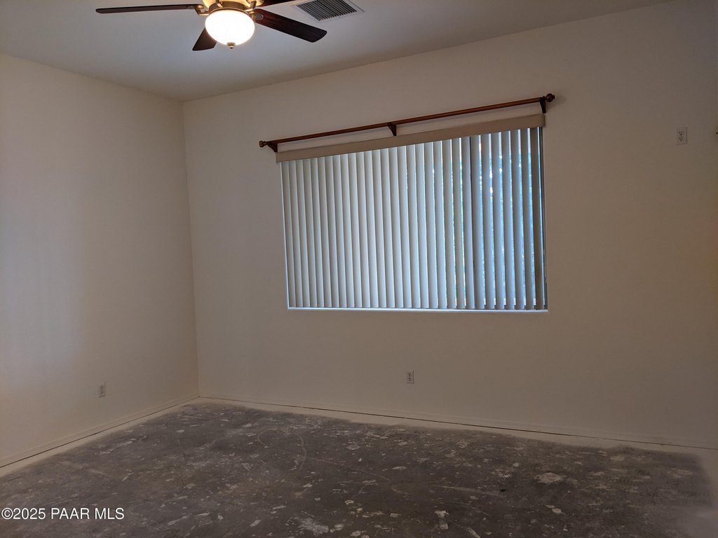 Prescott Valley, Arizona, 86314, United States, 3 Bedrooms Bedrooms, ,2 BathroomsBathrooms,Residential,Forsale,1968223