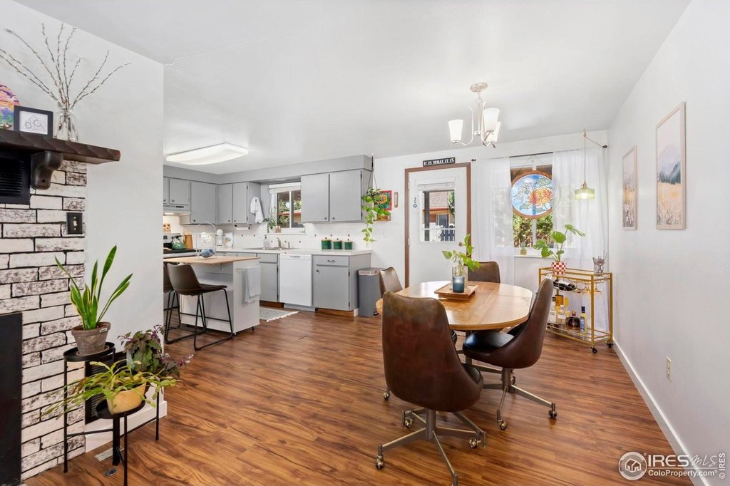 Loveland, Colorado, 80538, United States, 4 Bedrooms Bedrooms, ,3 BathroomsBathrooms,Residential,Forsale,1946711