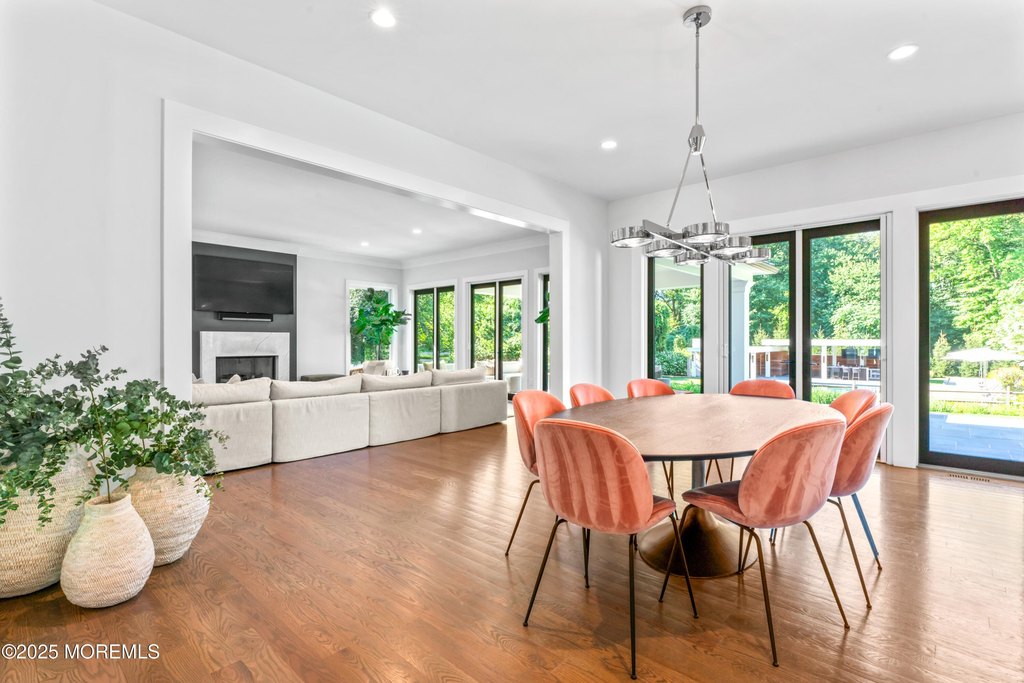 Rumson, New Jersey, 07760, United States, 6 Bedrooms Bedrooms, ,8.5 BathroomsBathrooms,Residential,Forsale,1936806