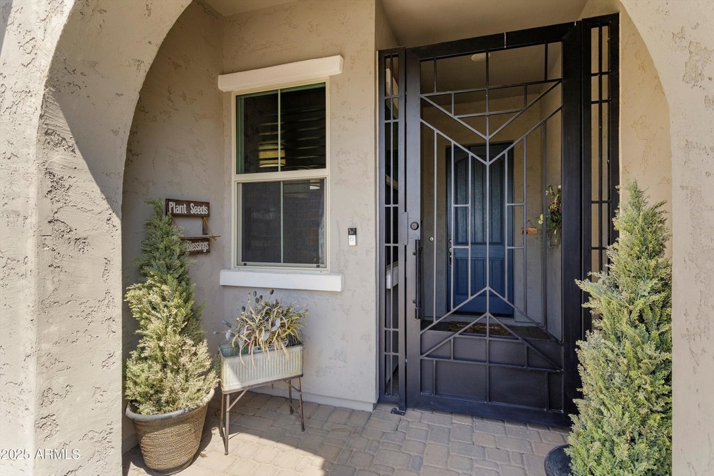 Goodyear, Arizona, 85395, United States, 4 Bedrooms Bedrooms, ,3 BathroomsBathrooms,Residential,Forsale,1971057