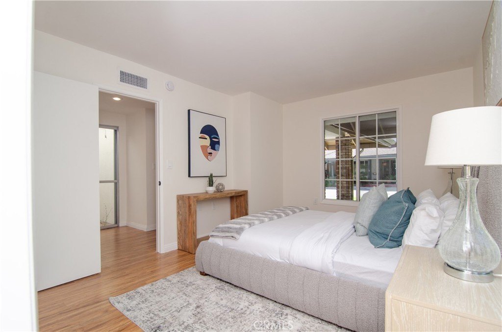 Newhall, California, 91321, United States, 2 Bedrooms Bedrooms, ,2 BathroomsBathrooms,Residential,Forsale,1946034