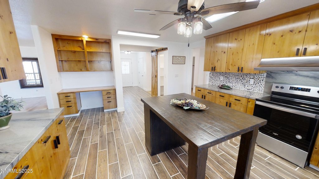 Sparks, Nevada, 89434, United States, 4 Bedrooms Bedrooms, ,4 BathroomsBathrooms,Residential,Forsale,1936731