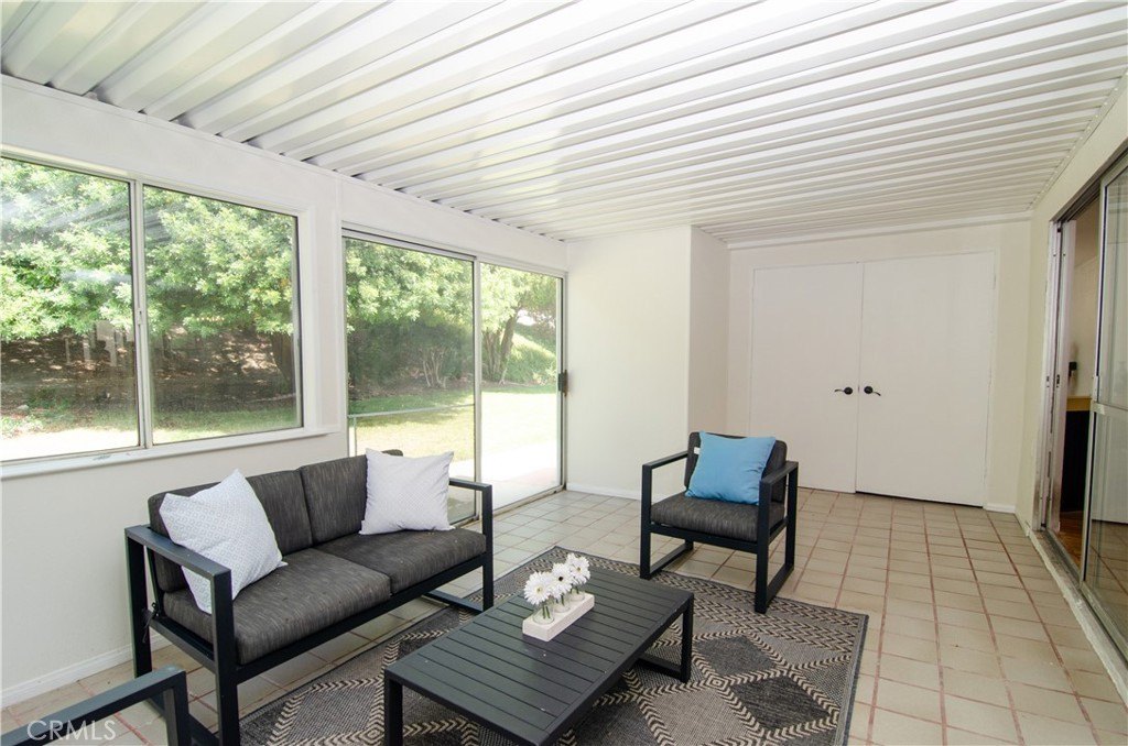 Newhall, California, 91321, United States, 2 Bedrooms Bedrooms, ,2 BathroomsBathrooms,Residential,Forsale,1946034