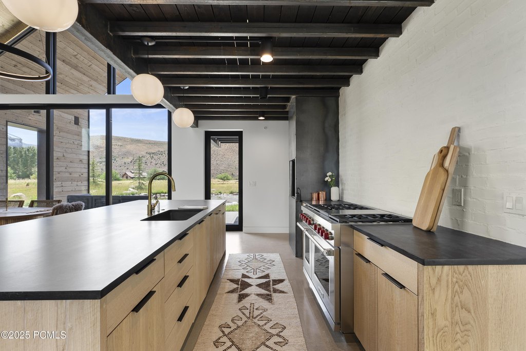 Peoa, Utah, 84061, United States, 5 Bedrooms Bedrooms, ,5.5 BathroomsBathrooms,Residential,Forsale,2004726