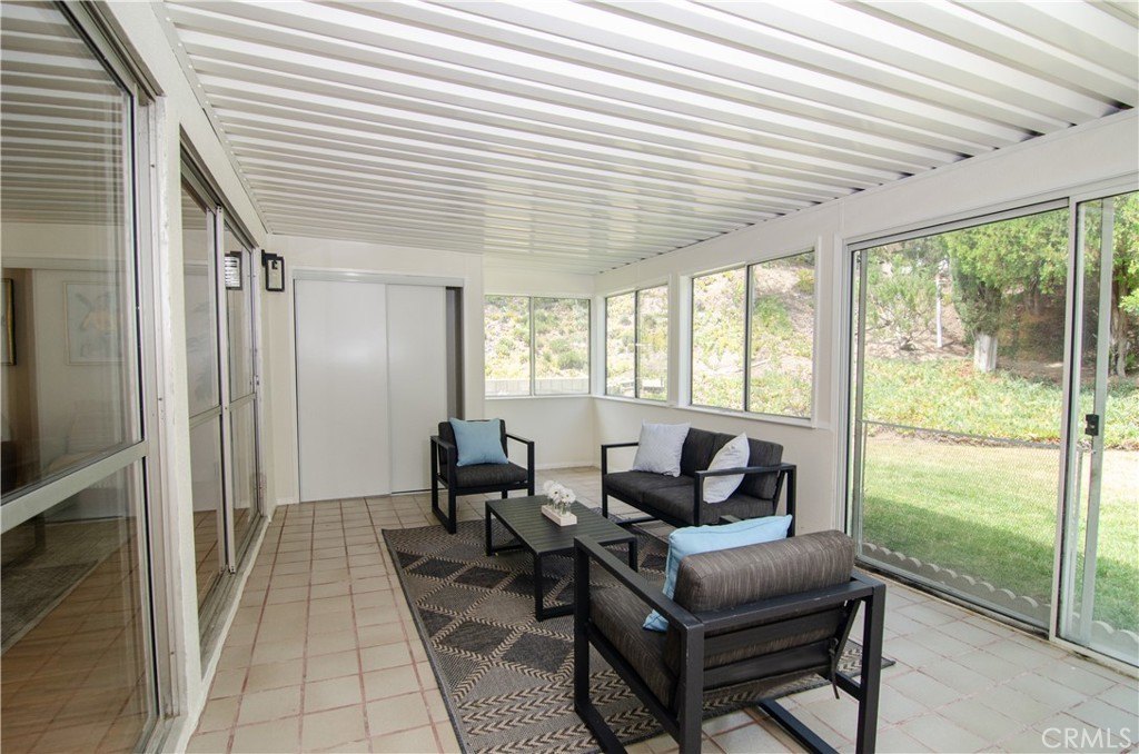 Newhall, California, 91321, United States, 2 Bedrooms Bedrooms, ,2 BathroomsBathrooms,Residential,Forsale,1946034