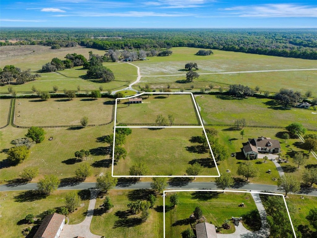 DUNNELLON, Florida, 34432, United States, 4 Bedrooms Bedrooms, ,3.5 BathroomsBathrooms,Residential,Forsale,2009502