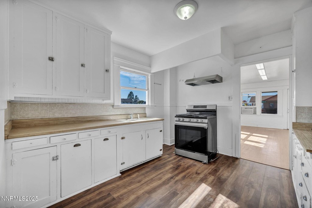 Reno, Nevada, 89502, United States, ,Residential,Forsale,1936794