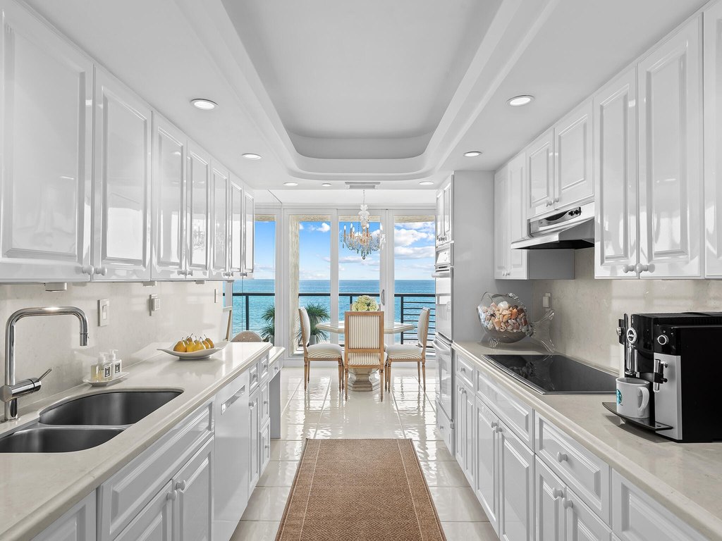 Highland Beach, Florida, 33487, United States, 3 Bedrooms Bedrooms, ,3 BathroomsBathrooms,Residential,Forsale,1929751