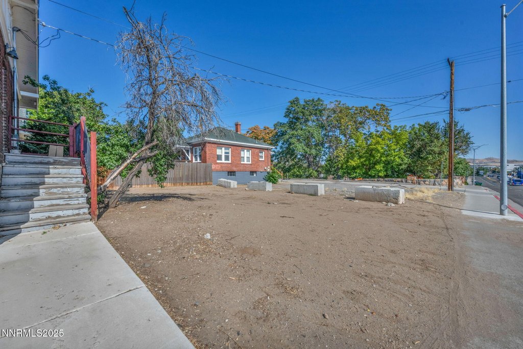 Reno, Nevada, 89502, United States, ,Residential,Forsale,1936794