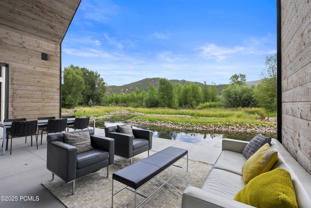 Peoa, Utah, 84061, United States, 5 Bedrooms Bedrooms, ,5.5 BathroomsBathrooms,Residential,Forsale,2004726