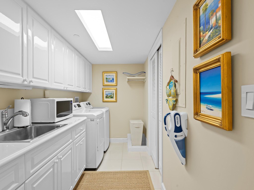 Highland Beach, Florida, 33487, United States, 3 Bedrooms Bedrooms, ,3 BathroomsBathrooms,Residential,Forsale,1929751
