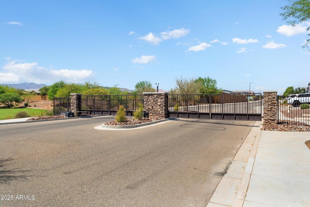 Goodyear, Arizona, 85395, United States, 4 Bedrooms Bedrooms, ,3 BathroomsBathrooms,Residential,Forsale,1971057