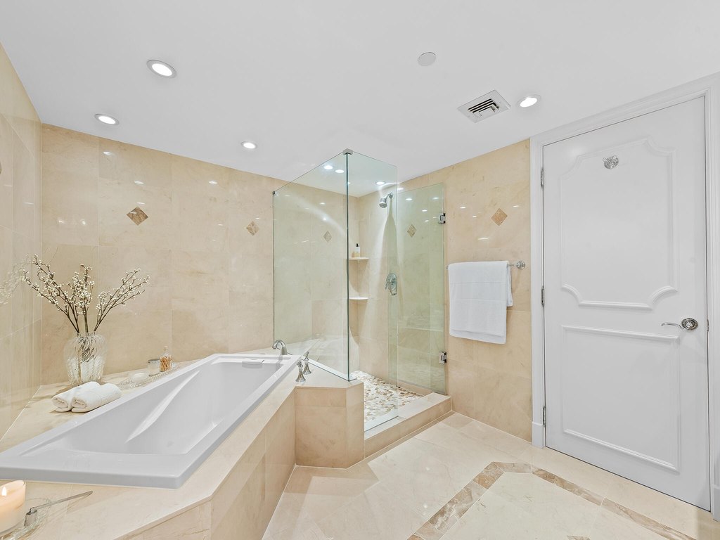 Highland Beach, Florida, 33487, United States, 3 Bedrooms Bedrooms, ,3 BathroomsBathrooms,Residential,Forsale,1929751