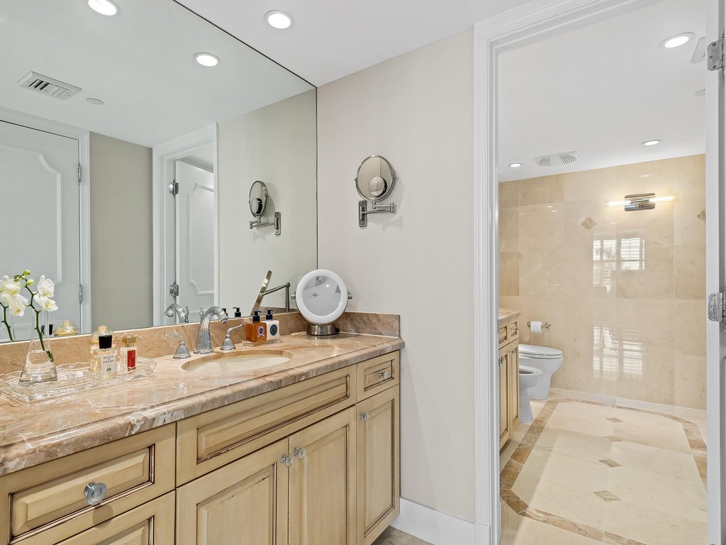 Highland Beach, Florida, 33487, United States, 3 Bedrooms Bedrooms, ,3 BathroomsBathrooms,Residential,Forsale,1929751