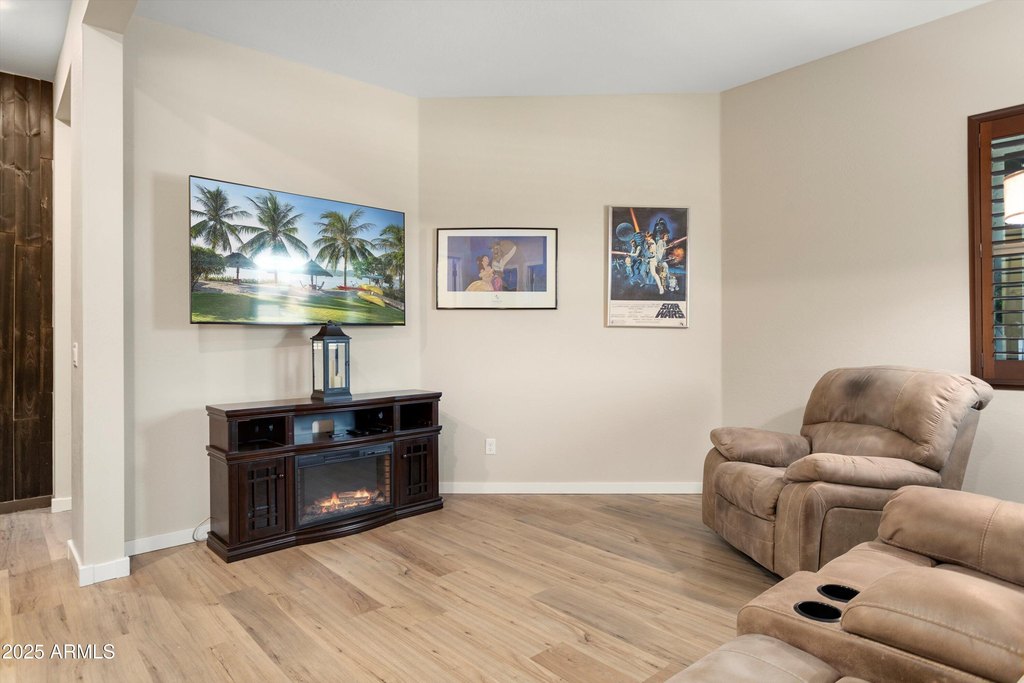 Goodyear, Arizona, 85395, United States, 4 Bedrooms Bedrooms, ,3 BathroomsBathrooms,Residential,Forsale,1971057