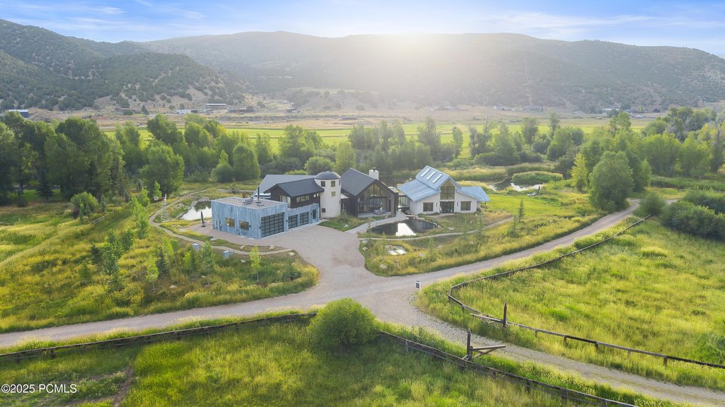 Peoa, Utah, 84061, United States, 5 Bedrooms Bedrooms, ,5.5 BathroomsBathrooms,Residential,Forsale,2004726