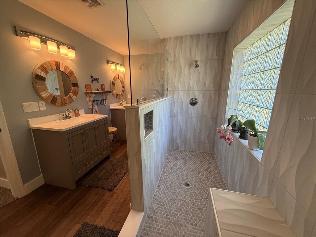 OCALA, Florida, 34482, United States, 3 Bedrooms Bedrooms, ,2 BathroomsBathrooms,Residential,Forsale,1969788