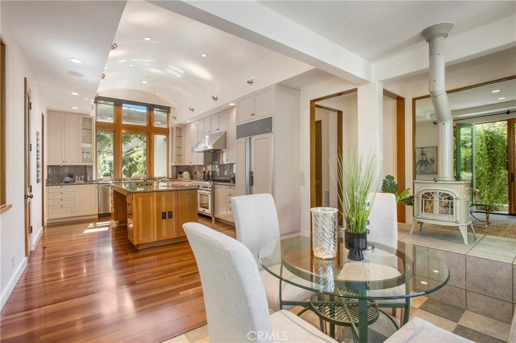 Silverado, California, 92676, United States, 6 Bedrooms Bedrooms, ,6.5 BathroomsBathrooms,Residential,Forsale,1954446