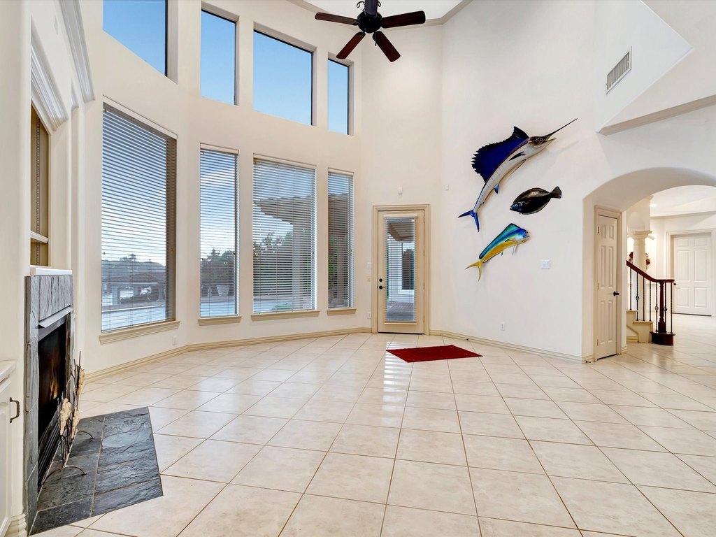 Seabrook, Texas, 77586, United States, 5 Bedrooms Bedrooms, ,5.5 BathroomsBathrooms,Residential,Forsale,1954134