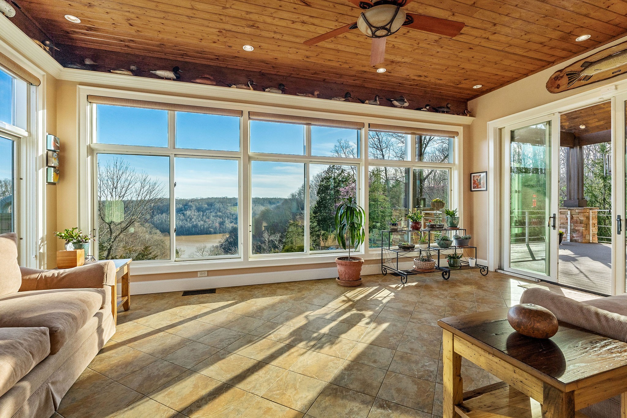 Sparta, Tennessee, 38583, United States, 3 Bedrooms Bedrooms, ,3.5 BathroomsBathrooms,Residential,Forsale,1968516