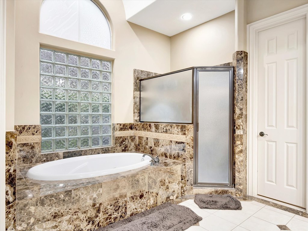 Seabrook, Texas, 77586, United States, 5 Bedrooms Bedrooms, ,5.5 BathroomsBathrooms,Residential,Forsale,1954134