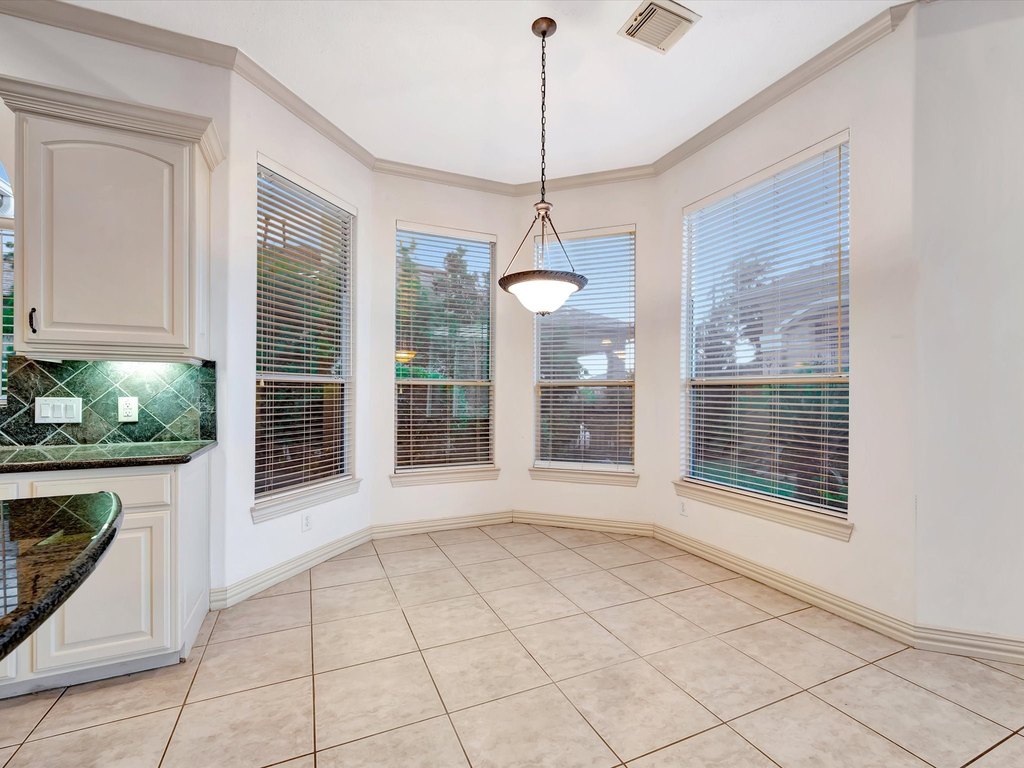 Seabrook, Texas, 77586, United States, 5 Bedrooms Bedrooms, ,5.5 BathroomsBathrooms,Residential,Forsale,1954134