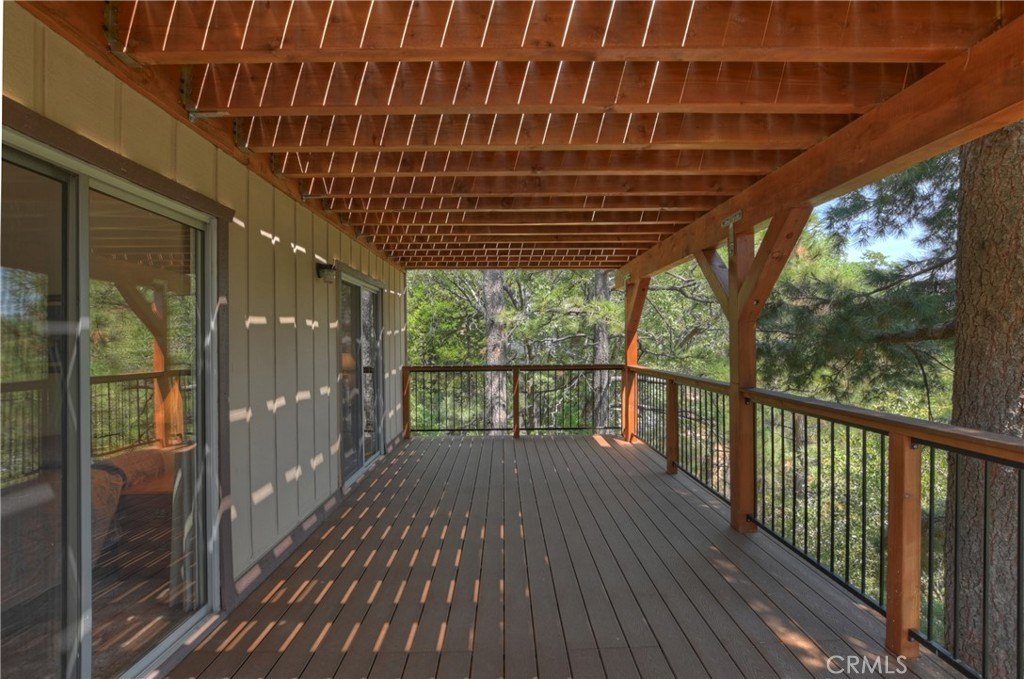 Lake Arrowhead, California, 92352, United States, 3 Bedrooms Bedrooms, ,1.5 BathroomsBathrooms,Residential,Forsale,1953296