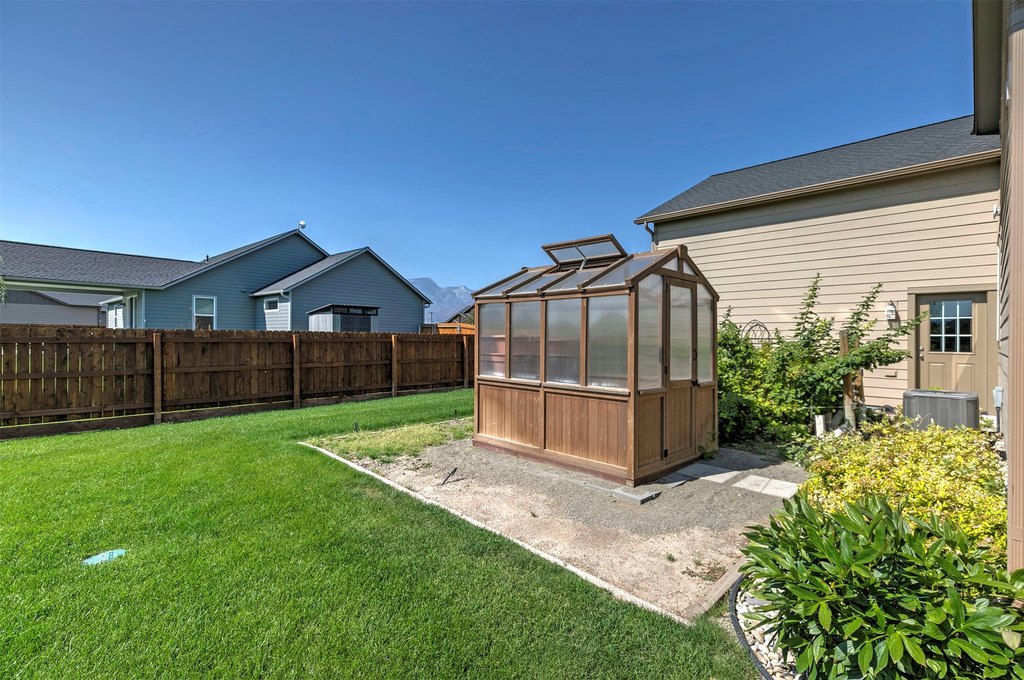 Hamilton, Montana, 59840, United States, 3 Bedrooms Bedrooms, ,2 BathroomsBathrooms,Residential,Forsale,1944305