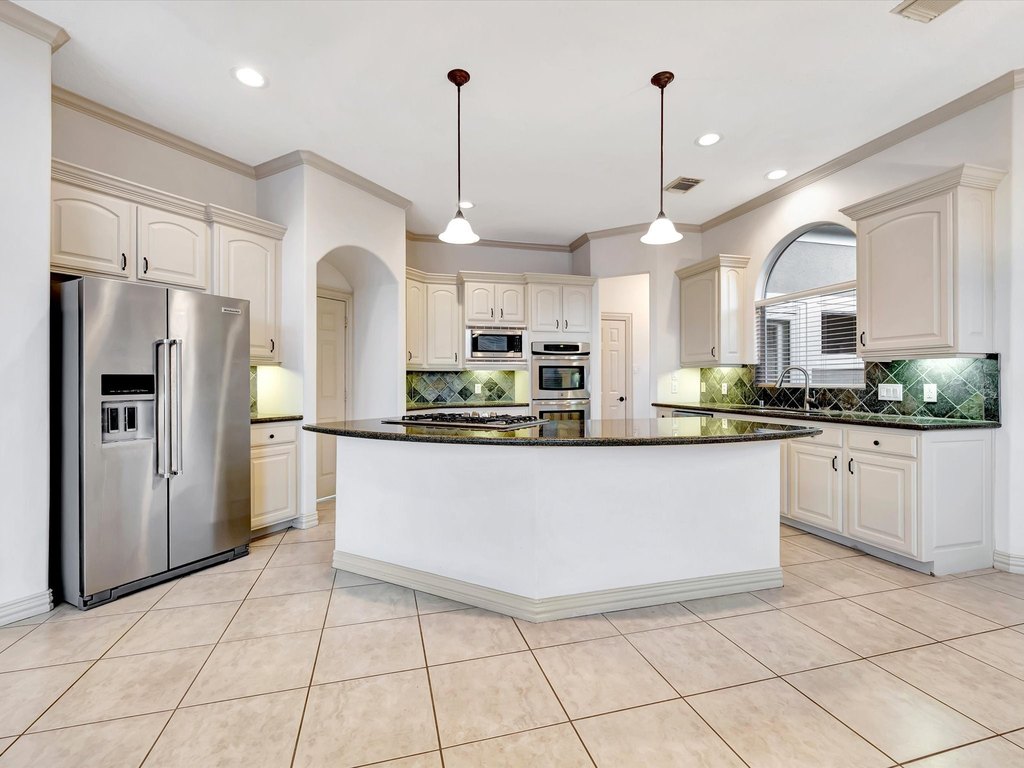 Seabrook, Texas, 77586, United States, 5 Bedrooms Bedrooms, ,5.5 BathroomsBathrooms,Residential,Forsale,1954134