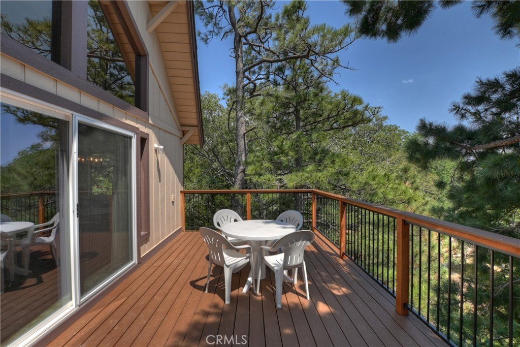 Lake Arrowhead, California, 92352, United States, 3 Bedrooms Bedrooms, ,1.5 BathroomsBathrooms,Residential,Forsale,1953296