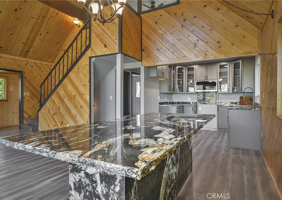 Lake Arrowhead, California, 92352, United States, 3 Bedrooms Bedrooms, ,2 BathroomsBathrooms,Residential,Forsale,1934023